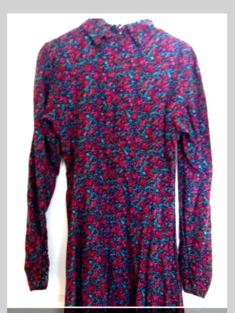 Floral vintage Laura Ashley dress, size medium.